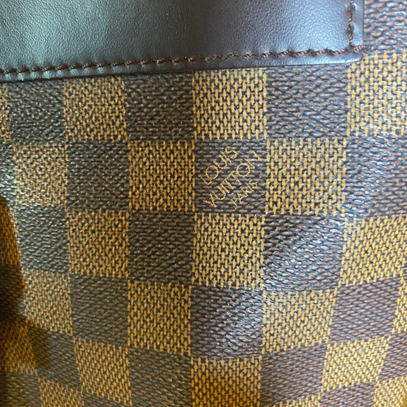 Louis Vuitton Damier Ebene Soho Bag - Picture 7 of 16